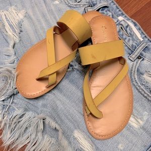 NOT FOR SALE Lulu’s Thong Sandals